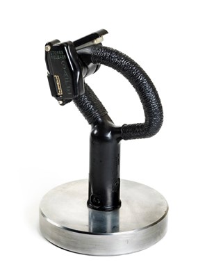 Lot 650 - Spade grip.