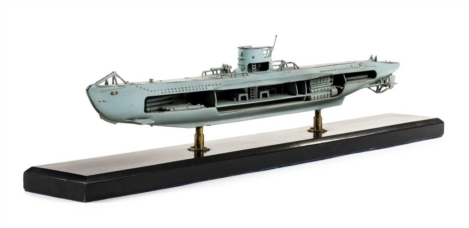 Lot 657 - U-Boat.