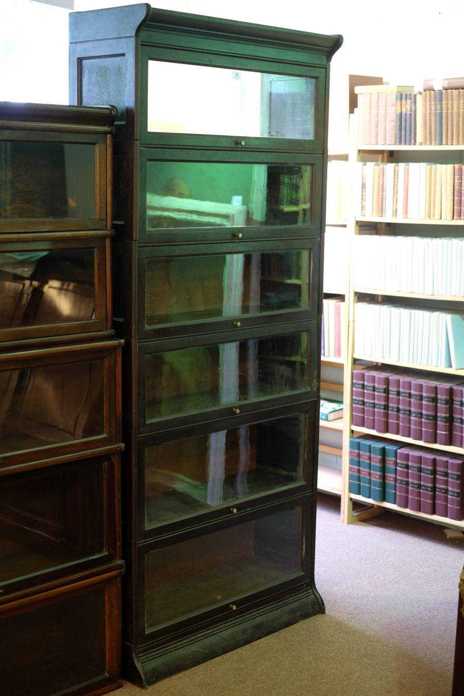 Lot 288 - Bookcase.