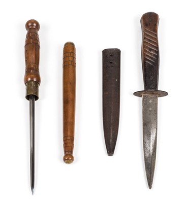 Lot 910 - Trench Knife.