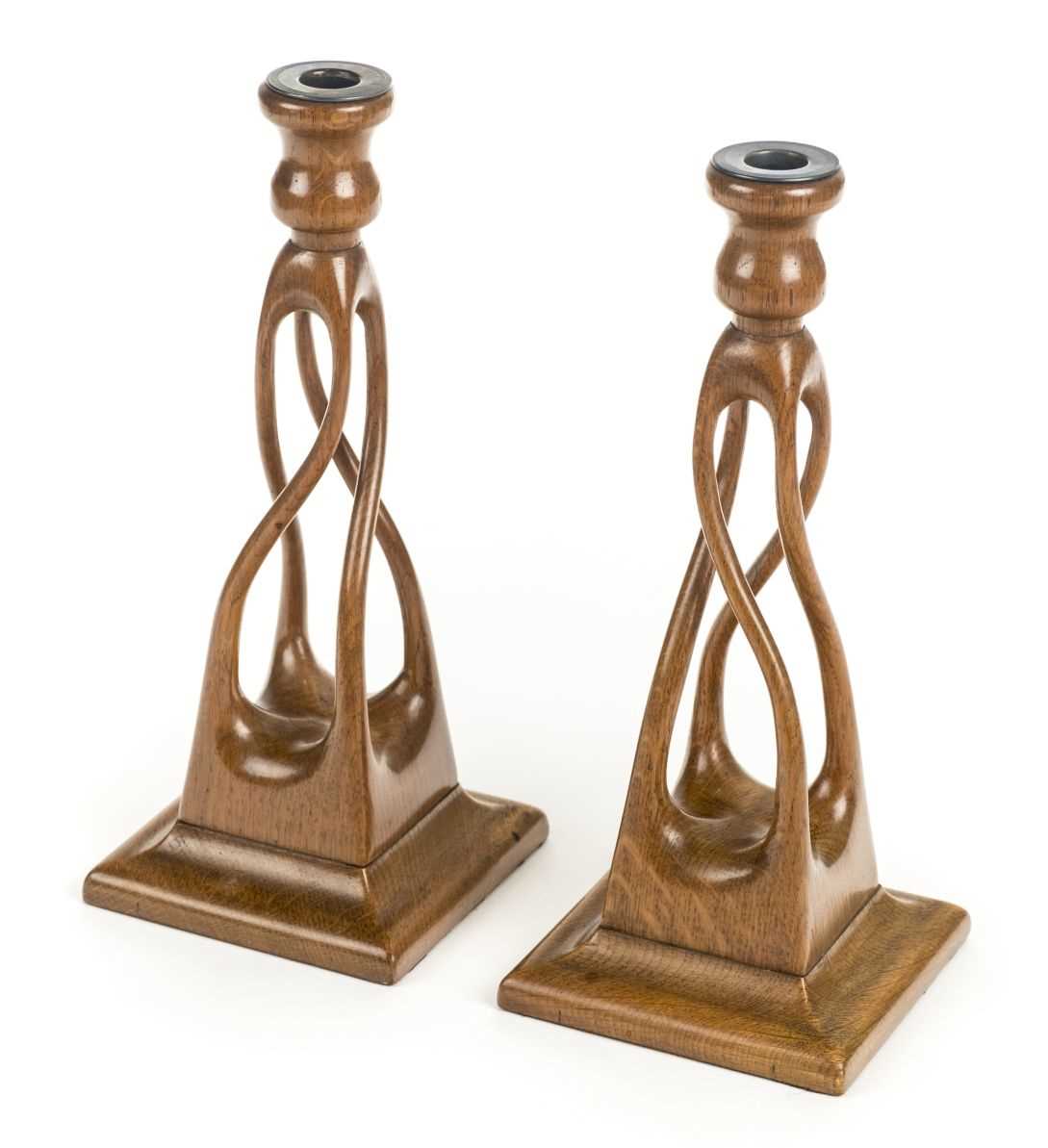 Lot 16 - Candlesticks.