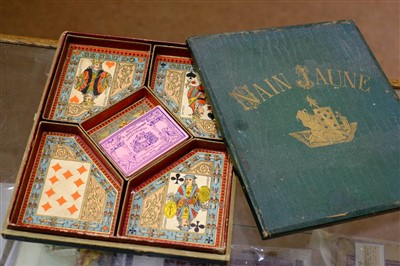 Lot 570 - Card game.