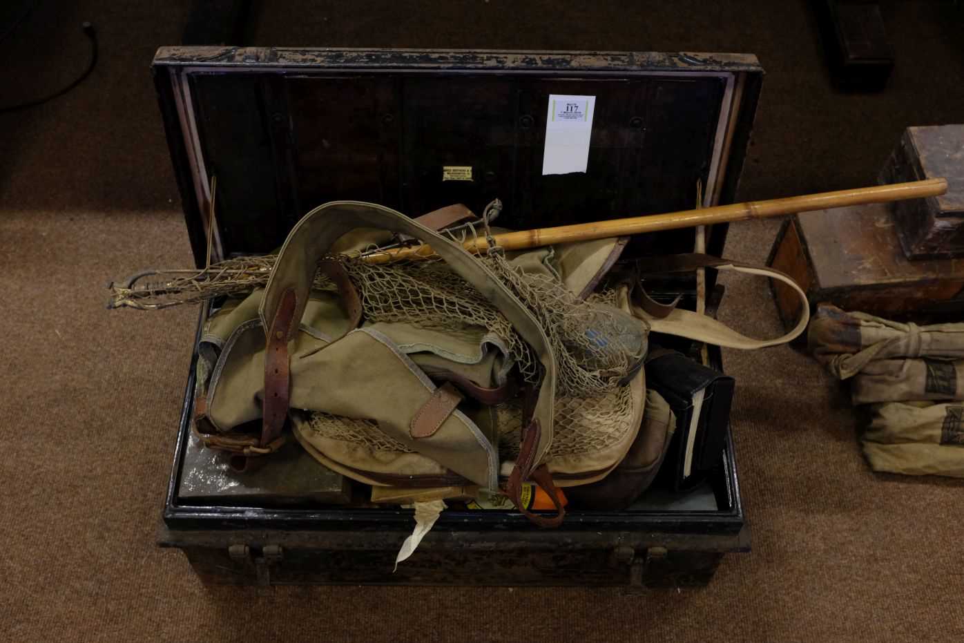 Lot 117 - Fishing tackle.