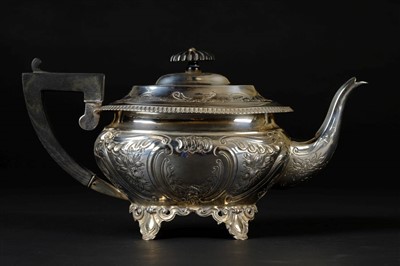 Lot 69 - Teaset.