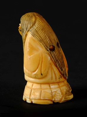Lot 78 - Netsuke.