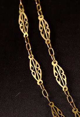 Lot 57 - Gold Chain.