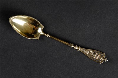 Lot 68 - Spoons.