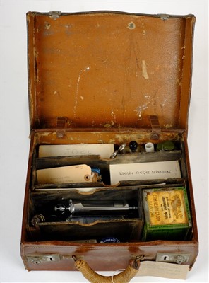 Lot 835 - Medical Instruments.