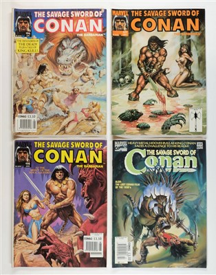 Lot 398 - Comics.