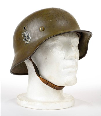 Lot 898 - Helmet.