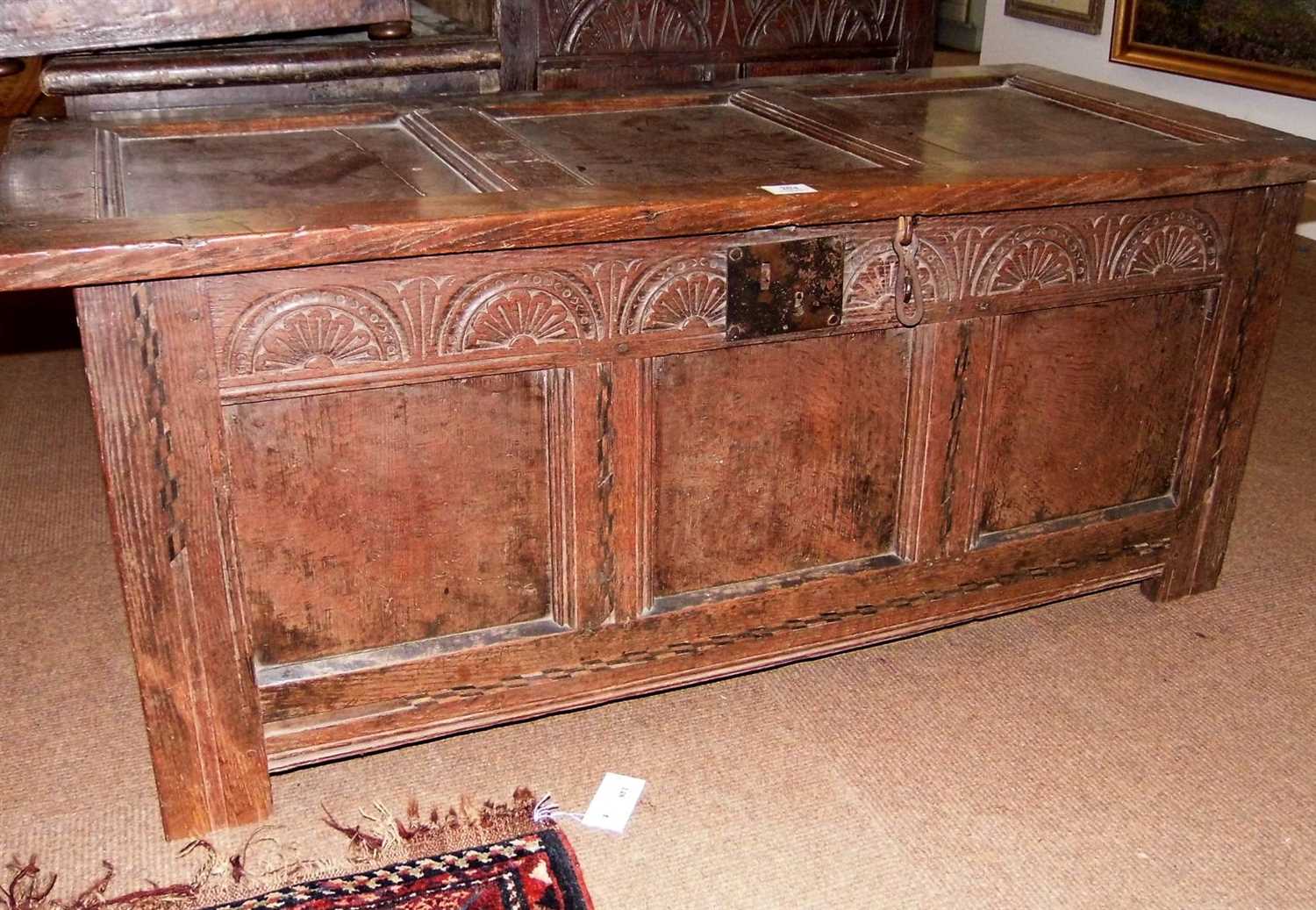 Lot 204 - Coffer.