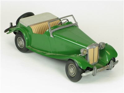 Lot 44 - An M.G. TD 1:16th Scale Model