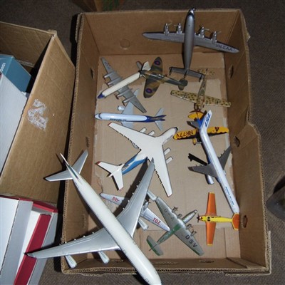 Lot 782 - Model Aircraft.