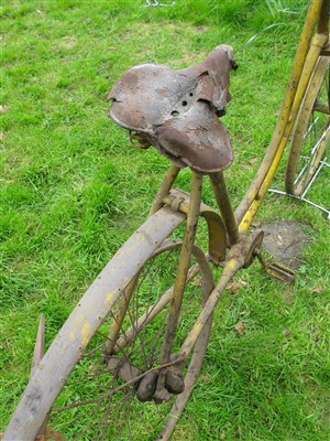 Lot 466 - A c1905 Columbia Model 5 Shaft Drive Lady's Bicycle.