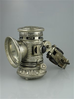 Lot 501 - A c1898 'Search Light'