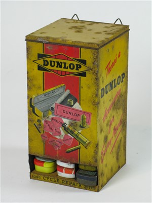 Lot 552 - Dunlop.