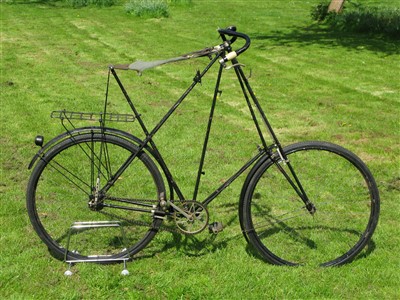 Lot 619 - A Dursley Pedersen Gentleman's Bicycle.