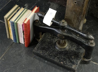 Lot 457 - Bookpress.