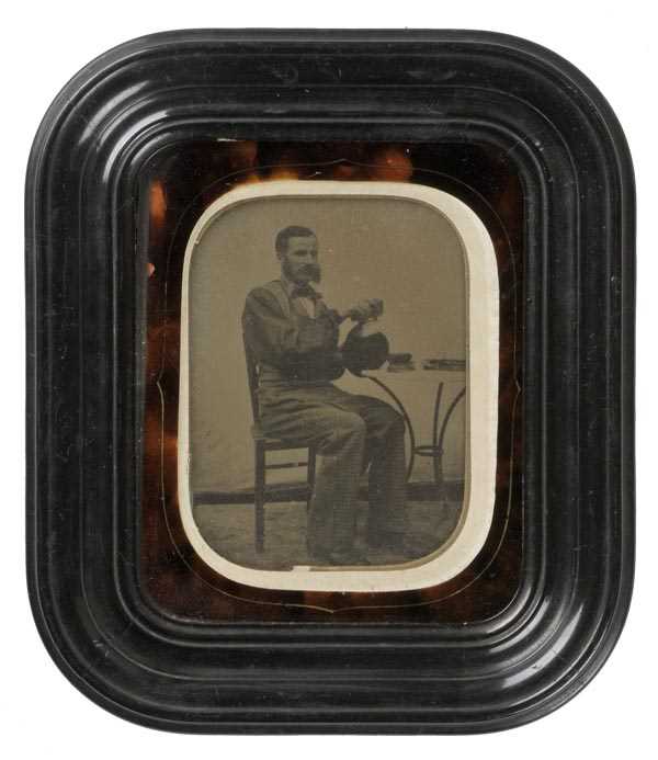 Lot 305 - Ambrotypes.