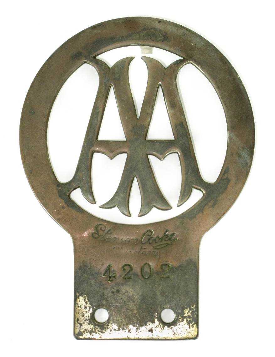 Lot 21 - AA membership badge circa 1908