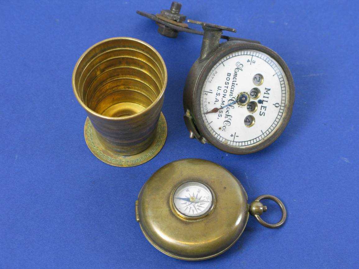 Lot 503 - A Novelty Compass & Cup.