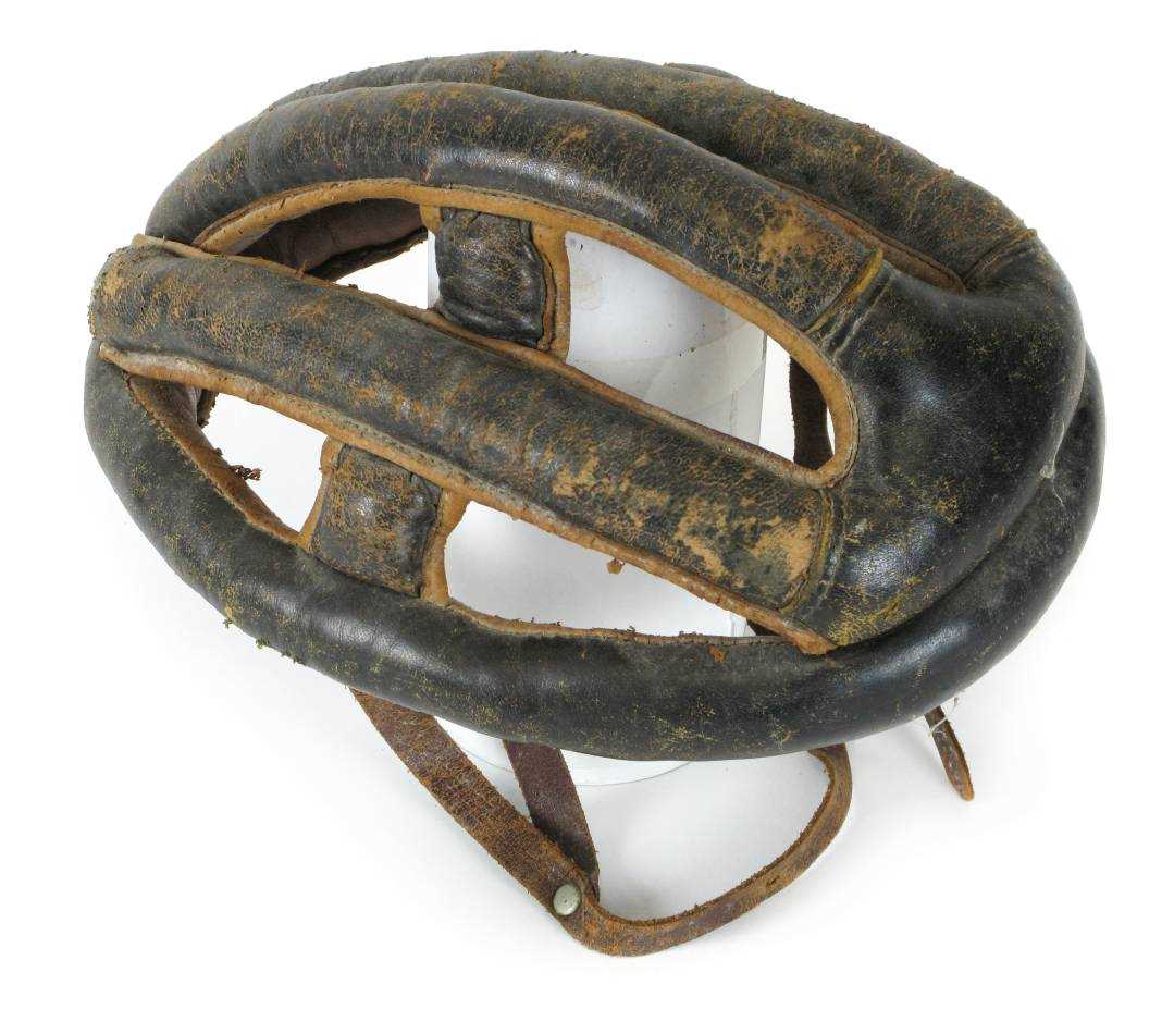 Lot 506 - A Racing Helmet.