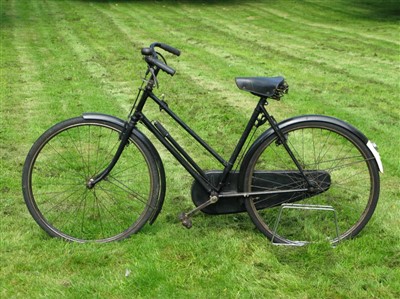 Lot 560 - 1938 Sunbeam Lady's Bicycle.