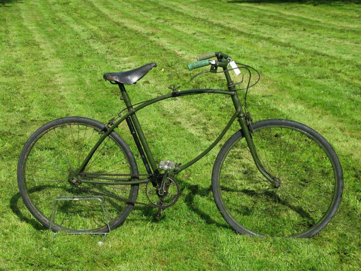 Lot 570 - B.S.A. Paratrooper's Bicycle MkII