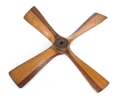 Lot 824 - Propeller.