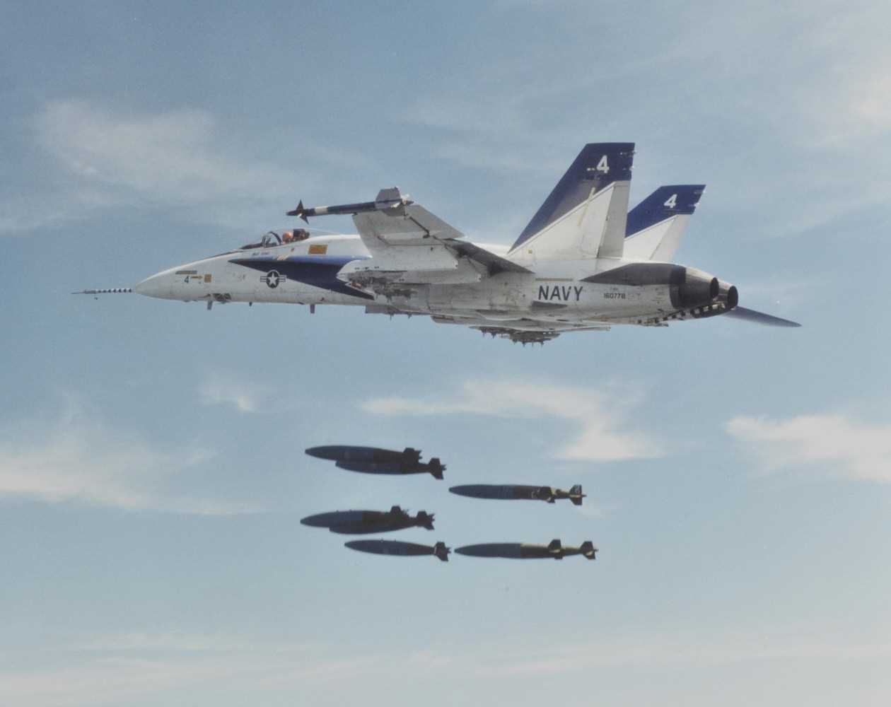 Lot 717 - McDonnell Douglas F-15 Eagle, McDonnell Douglas F/A-Hornet, McDonnell Douglas F-4 Phantom II (export except UK).