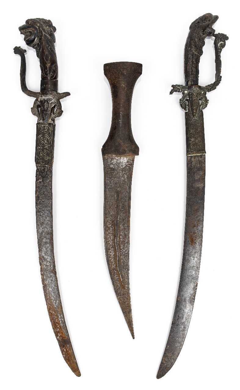 Lot 978 - Sinhalese Sword.