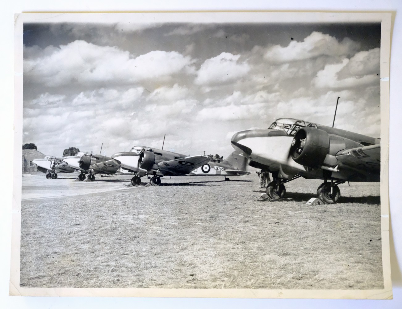 Lot 646 Airspeed Oxford, Airspeed Ambassador,