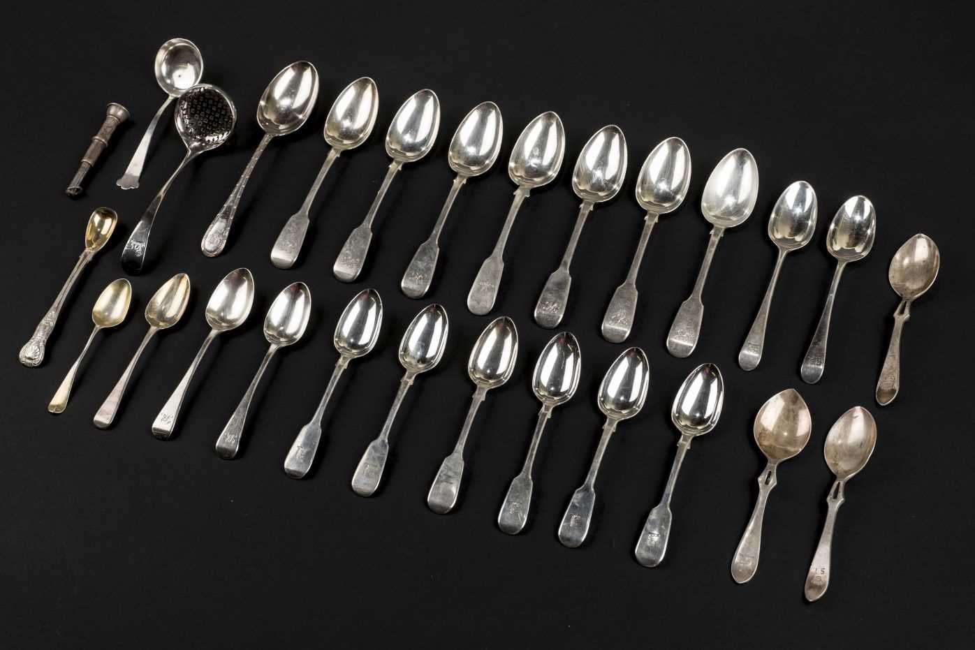 Lot 176 - Spoons.