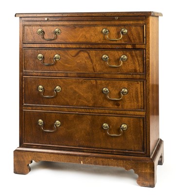 Lot 257 - Chest.