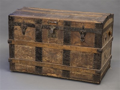 Lot 273 - Trunk.