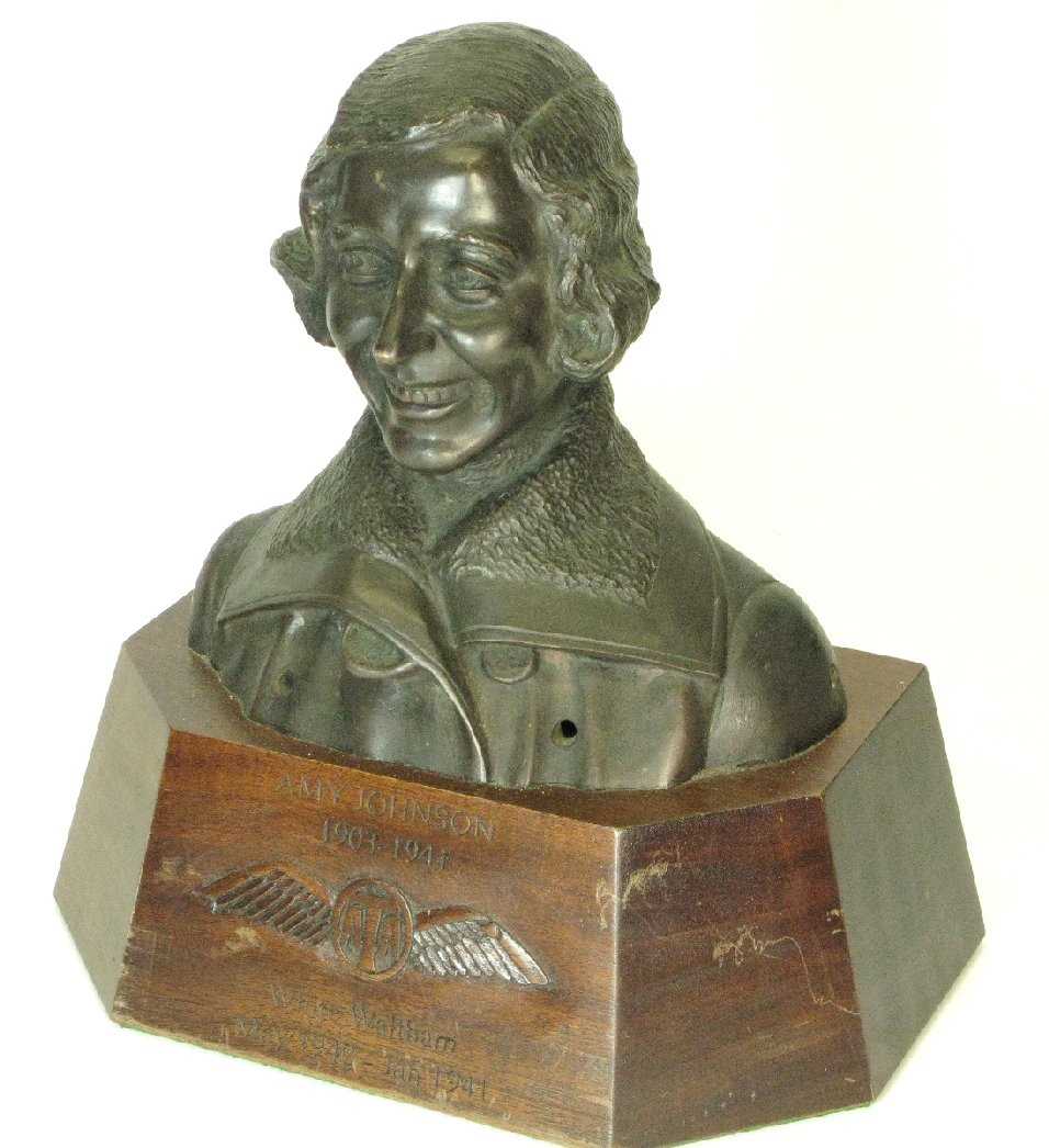 Lot 254 - Amy Johnson (1903-1941).