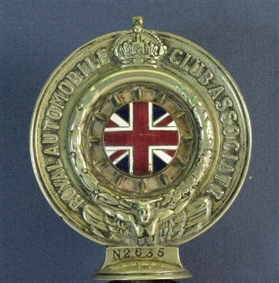 Lot 264 - R.A.C. Associate's Badge.