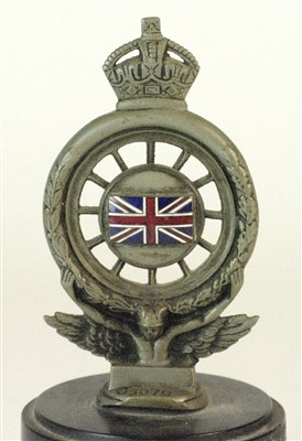 Lot 286 - R.A.C. Full Member's Badge.