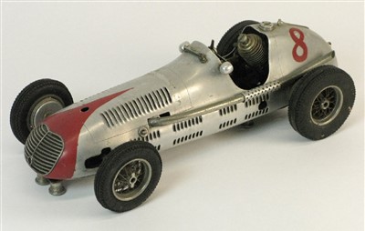 Lot 300 - Maserati 8CTF Slot Car.