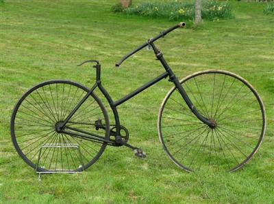 Lot 542 - A Hillman Herbert & Cooper Solid-Tyred Safety Bicycle.