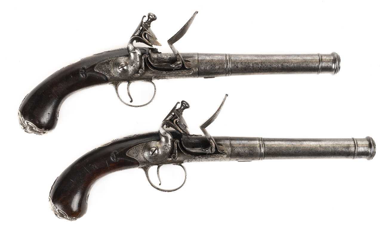 Lot 941 - Pistols.