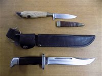 Lot 182 - Hunting Knife.