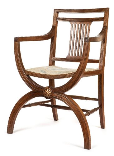 Lot 116 - Chair.