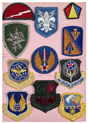 Lot 254 - American Military.