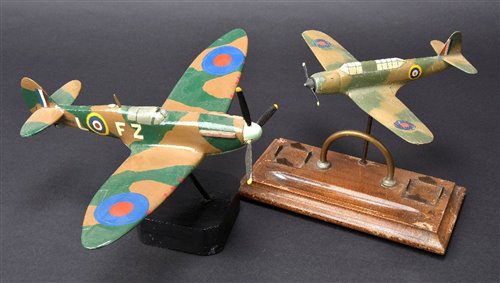 Lot 64 - Desktop Models.