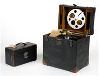Lot 352 - Eastman Kodak 16mm Kodascope Model B projector