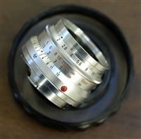 Lot 402 - Leica M-series Summicron 35mm f/2