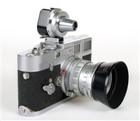 Lot 451 - Leica M3 ELC rangefinder camera No 991527