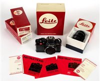 Lot 405 - Leica R3 MOT Electronic with Summicron-R 90mm f/2.