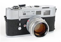 Lot 397 - Leica M5 rangefinder with Summilux 50mm f/1.4.